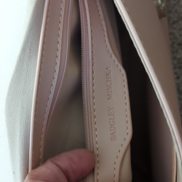 Badgley Mischka beautiful pink purse - Picture 6 of 10